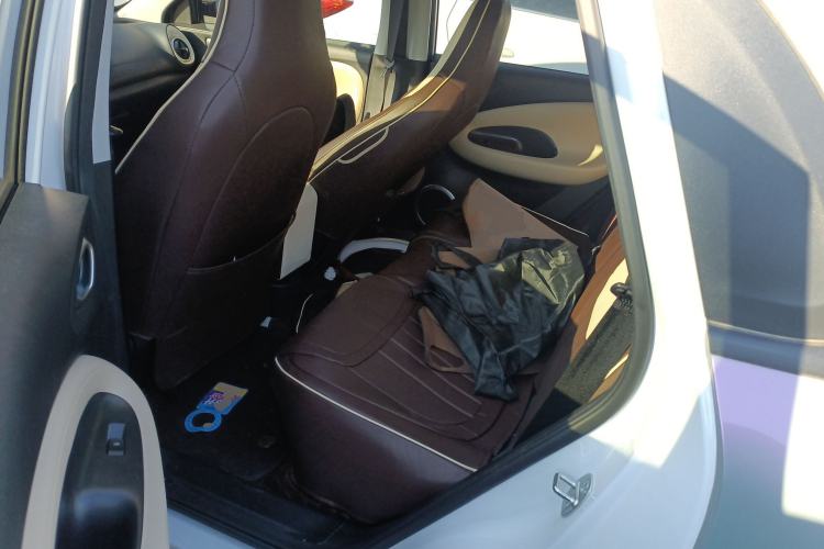 Used Wuling Bingo 2024 203km Light Edition Left Rear Seat