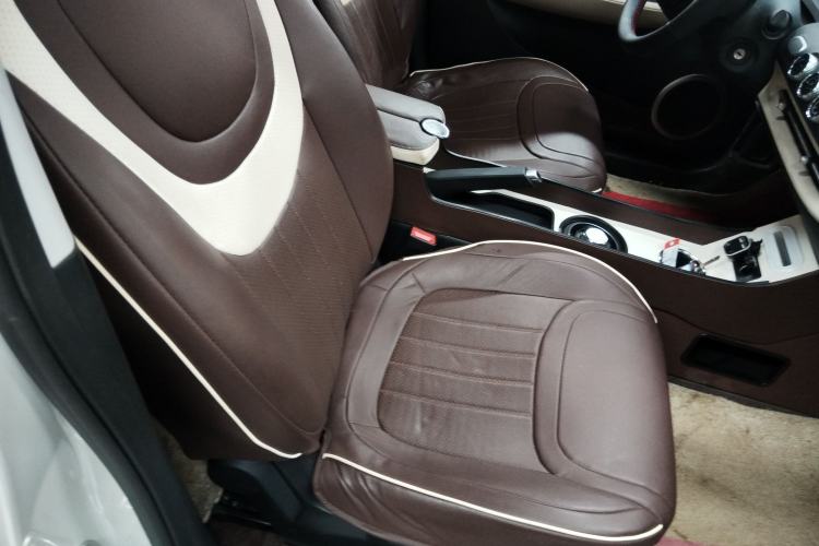 Used Wuling Bingo 2024 203km Light Edition Right Front Seat