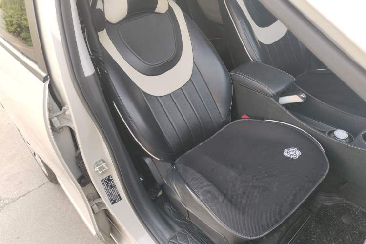 Used Wuling Bingo 2024 203km Light Edition Right Front Seat