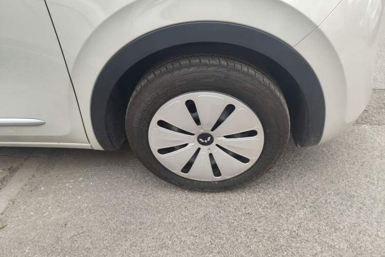 Used Wuling Bingo 2024 203km Light Edition Right Front Wheel Hub