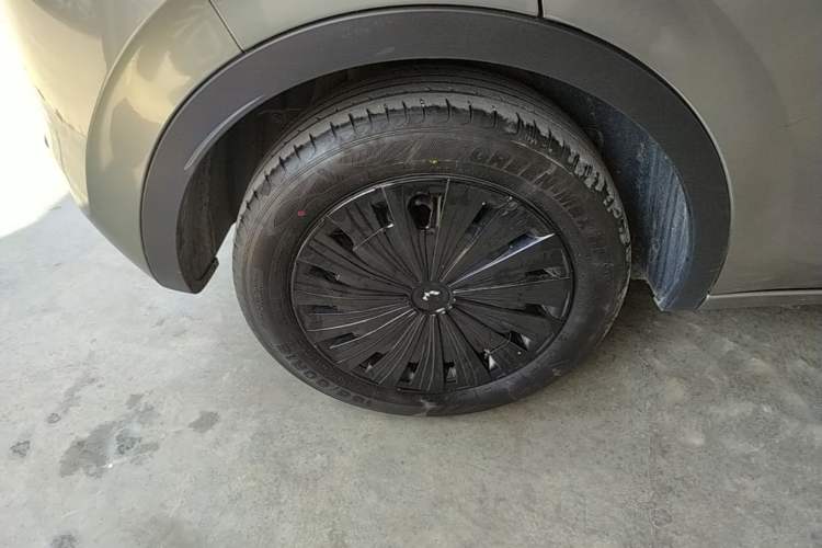 Used Wuling Bingo 2024 333 km Enjoyment Version Right Rear Wheel Hub