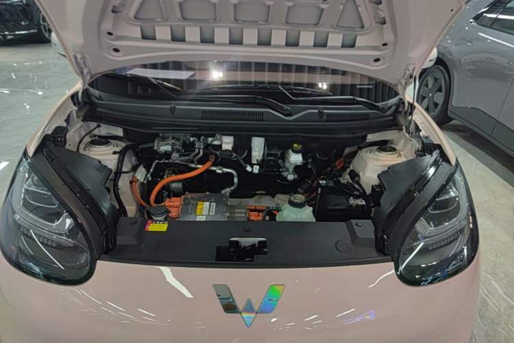 Used Wuling Bingo 2024 333 km Enjoyment Version Engine Bay