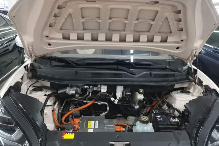 Used Wuling Bingo 2024 333 km Enjoyment Version Engine Bay
