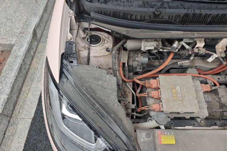 Used Wuling Bingo 2024 333 km Enjoyment Version Engine Bay Right