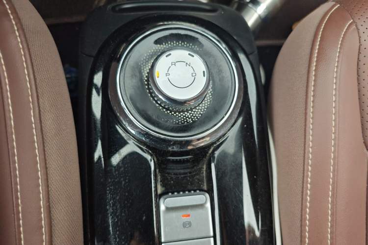 Used Wuling Bingo 2024 333 km Enjoyment Version Gear Lever