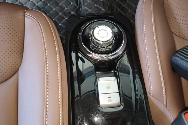 Used Wuling Bingo 2024 333 km Enjoyment Version Gear Lever