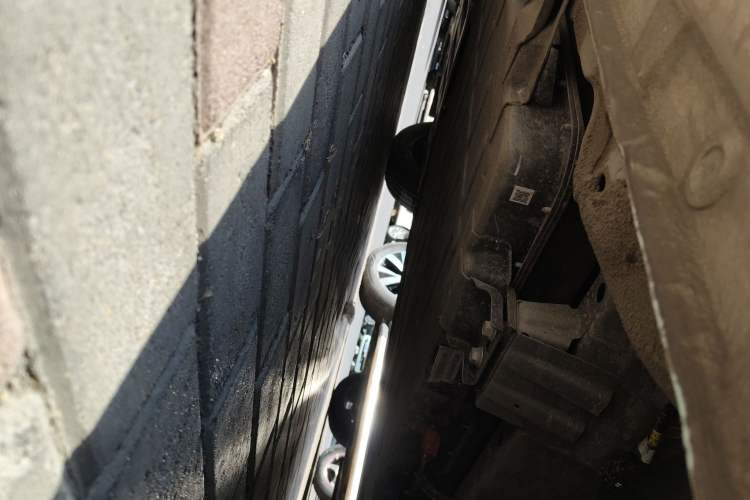 Used Wuling Bingo 2024 333 km Lingxi Connected Version Chassis Rear Left