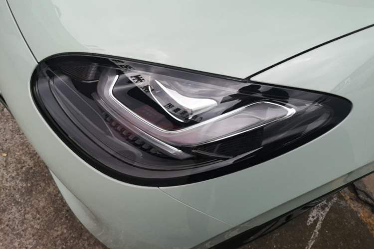Used Wuling Bingo 2024 333 km Lingxi Connected Version Left Front Headlight