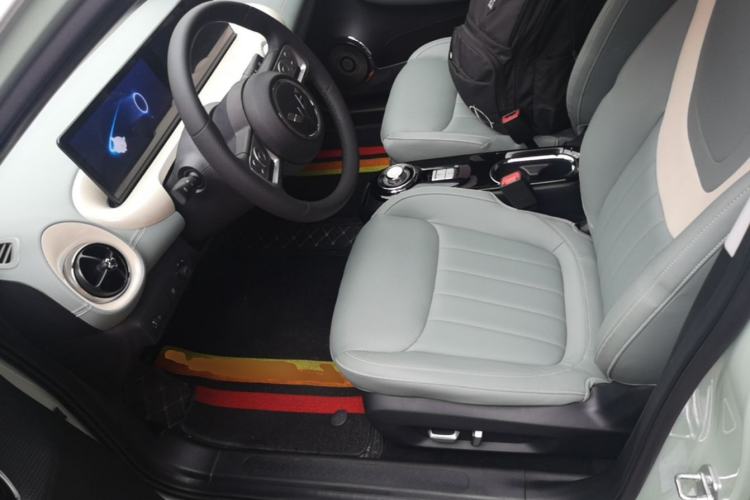 Used Wuling Bingo 2024 333 km Lingxi Connected Version Left Front Seat