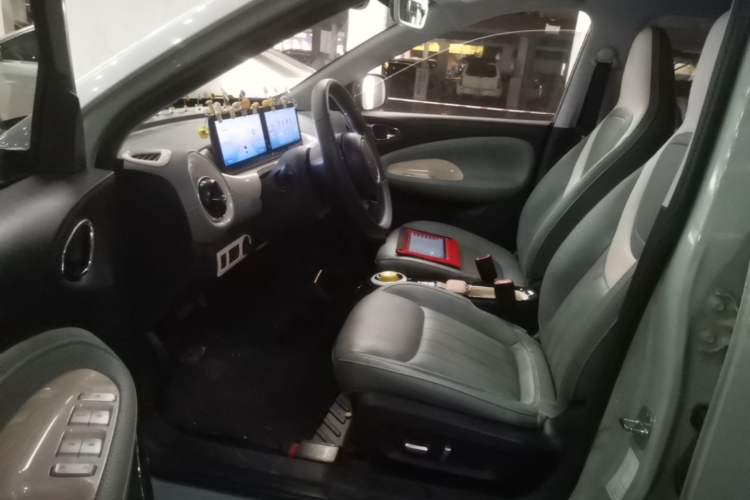 Used Wuling Bingo 2024 333 km Lingxi Connected Version Left Front Seat
