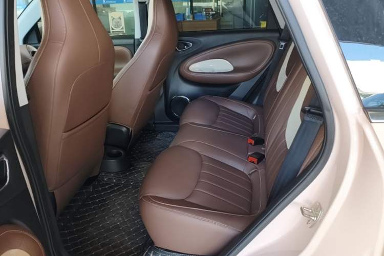 Used Wuling Bingo 2024 333 km Enjoyment Version Left Rear Seat