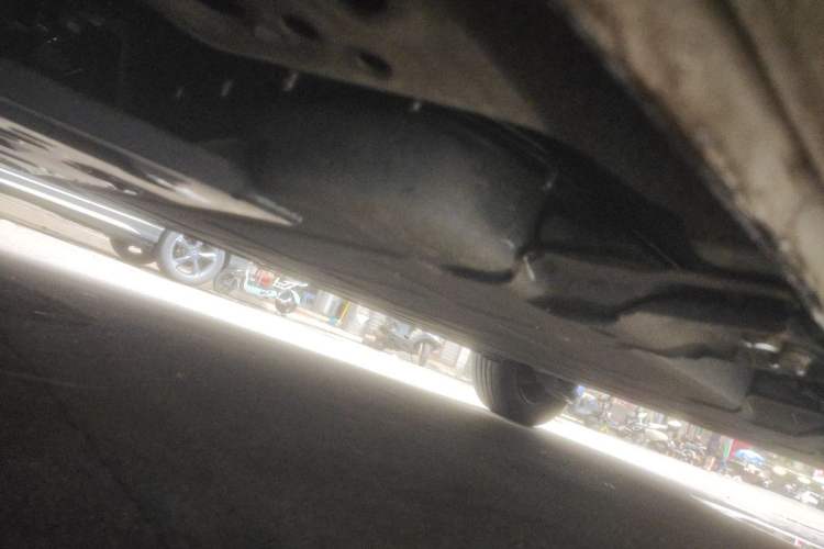 Used Wuling Bingo 2024 333 km Lingxi Connected Version Chassis Front Left