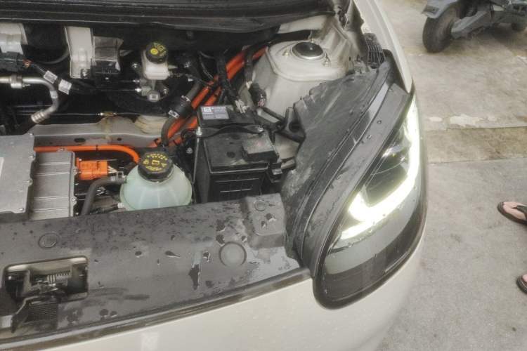 Used Wuling Bingo 2024 333 km Lingxi Connected Version Engine Bay Left