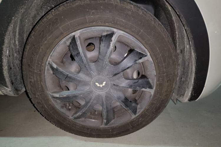 Used Wuling Bingo 2024 333 km Enjoyment Version Right Front Wheel Hub