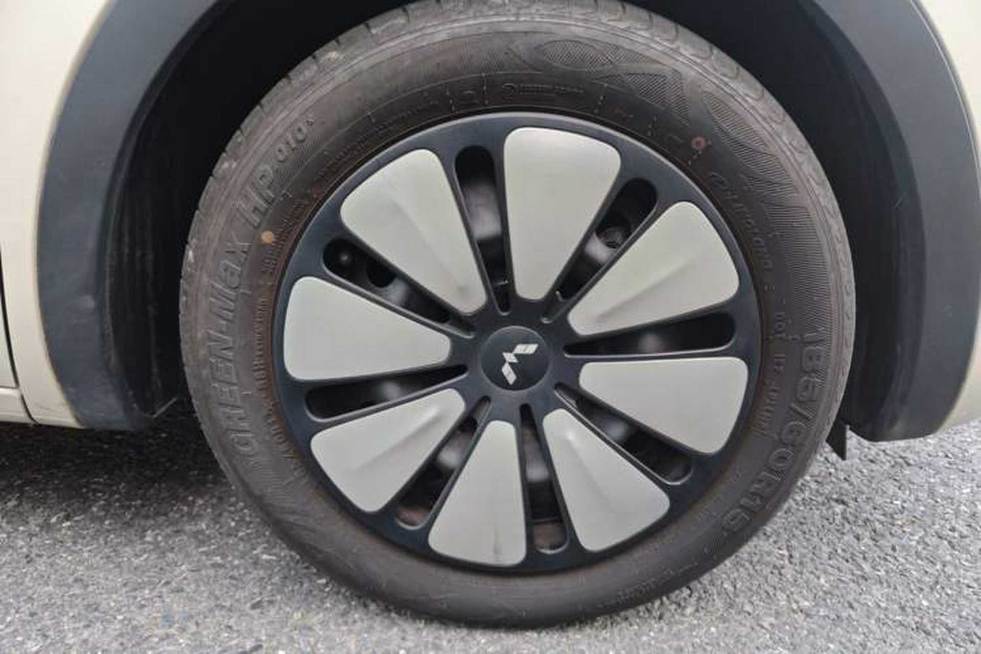 Used Wuling Bingo 2024 333 km Enjoyment Version Right Front Wheel Hub
