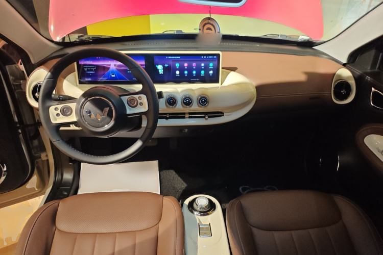 Used Wuling Bingo 2024 333 km Lingxi Connected Version Center Console