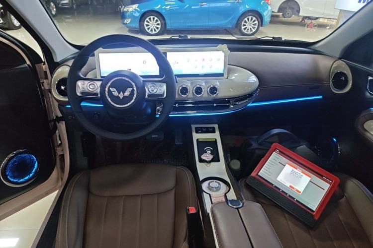Used Wuling Bingo 2024 333 km Lingxi Connected Version Center Console