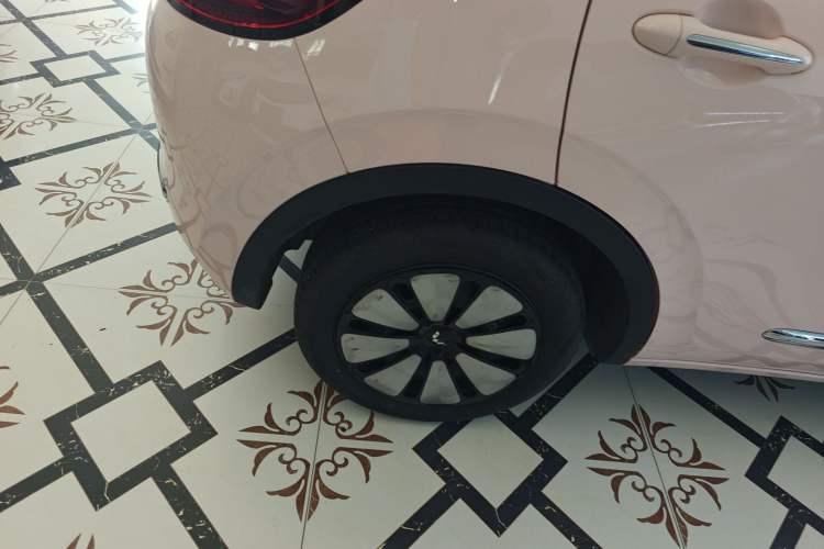 Used Wuling Bingo 2024 333 km Enjoyment Version Exterior 8