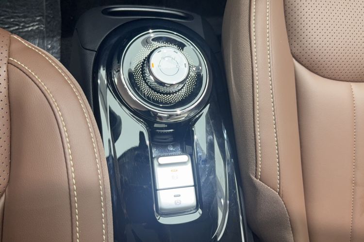 Used Wuling Bingo 2024 333 km Lingxi Connected Version Gear Lever
