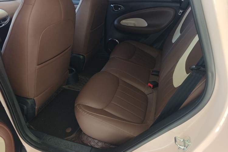 Used Wuling Bingo 2024 333 km Enjoyment Version Interior 4