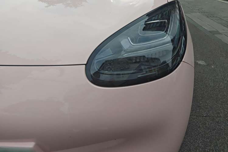Used Wuling Bingo 2024 333 km Lingxi Connected Version Left Front Headlight