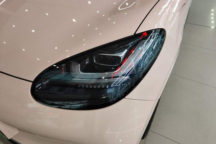 Used Wuling Bingo 2024 410 km Lingxi Deluxe Edition Left Front Headlight