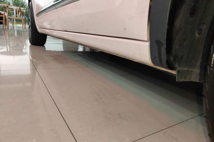 Used Wuling Bingo 2024 410 km Lingxi Deluxe Edition Left Side Sill