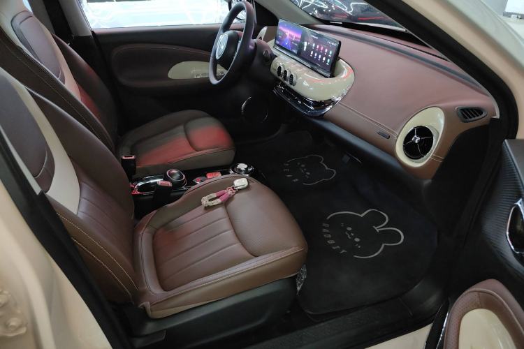 Used Wuling Bingo 2024 410 km Lingxi Deluxe Edition Right Front Seat
