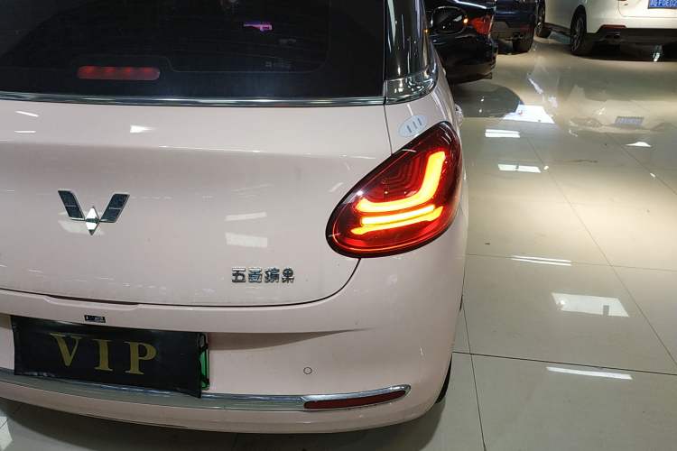 Used Wuling Bingo 2024 333 km Lingxi Connected Version Right Rear Taillight