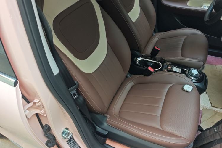 Used Wuling Bingo 2024 333 km Enjoyment Version Right Front Seat