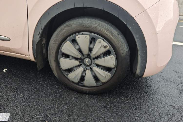 Used Wuling Bingo 2024 333 km Enjoyment Version Right Front Wheel Hub