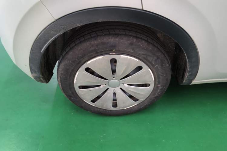 Used Wuling Bingo 2024 333 km Enjoyment Version Right Rear Wheel Hub