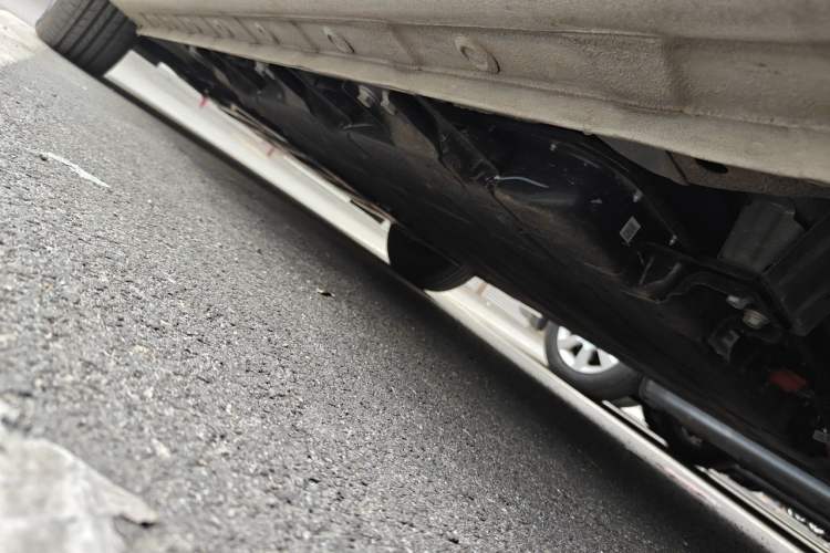 Used Wuling Bingo 2024 333 km Lingxi Connected Version Chassis Rear Left