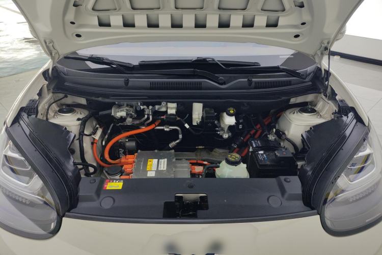 Used Wuling Bingo 2024 333 km Enjoyment Version Engine Bay