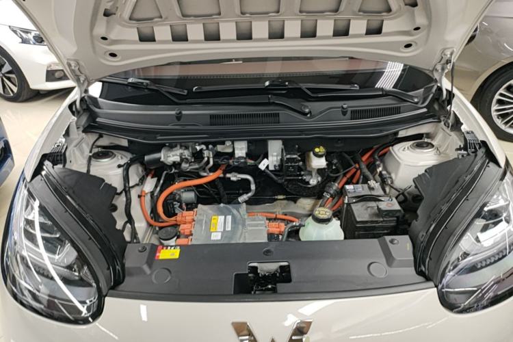 Used Wuling Bingo 2024 333 km Enjoyment Version Engine Bay