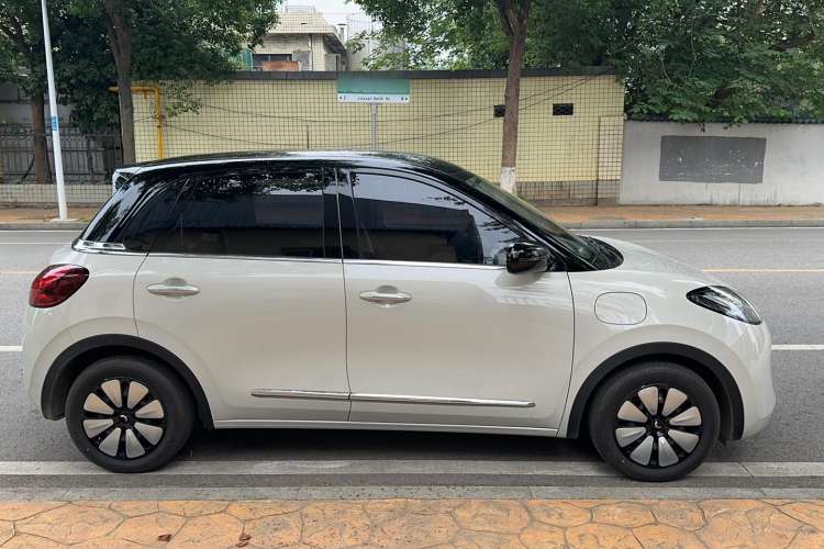 Used Wuling Bingo 2024 333 km Enjoyment Version Exterior 2