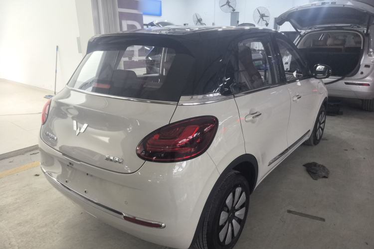 Used Wuling Bingo 2024 333 km Enjoyment Version Exterior 3