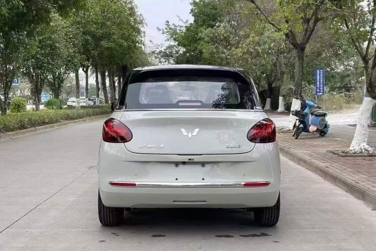 Used Wuling Bingo 2024 333 km Enjoyment Version Exterior 4