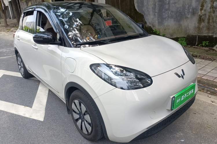 Used Wuling Bingo 2024 333 km Enjoyment Version Front Right 45 Deg