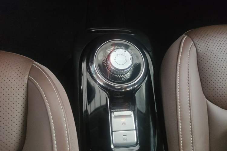 Used Wuling Bingo 2024 333 km Enjoyment Version Gear Lever