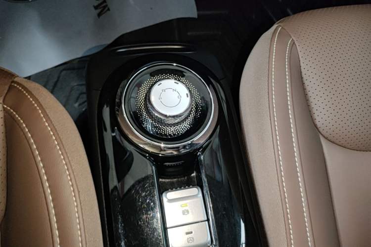Used Wuling Bingo 2024 333 km Enjoyment Version Gear Lever