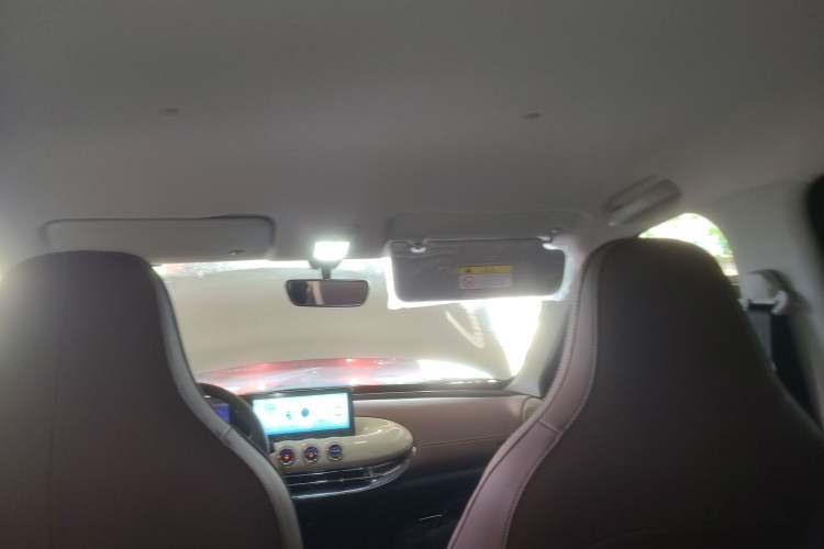 Used Wuling Bingo 2024 333 km Enjoyment Version Headliner