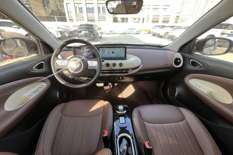 Used Wuling Bingo 2024 333 km Enjoyment Version Interior 1