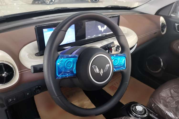 Used Wuling Bingo 2024 333 km Enjoyment Version Interior 1