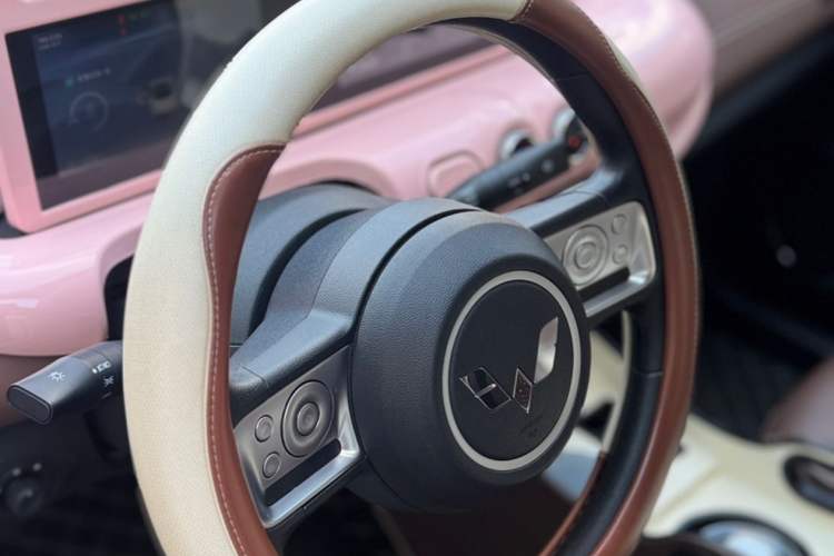 Used Wuling Bingo 2024 333 km Enjoyment Version Interior 1
