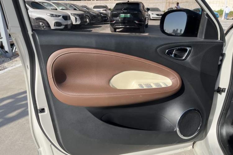 Used Wuling Bingo 2024 333 km Enjoyment Version Interior 10