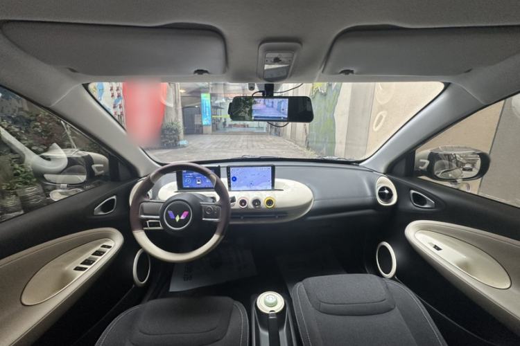 Used Wuling Bingo 2024 203km Light Edition Interior 2