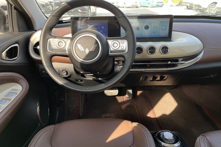 Used Wuling Bingo 2024 333 km Enjoyment Version Interior 2