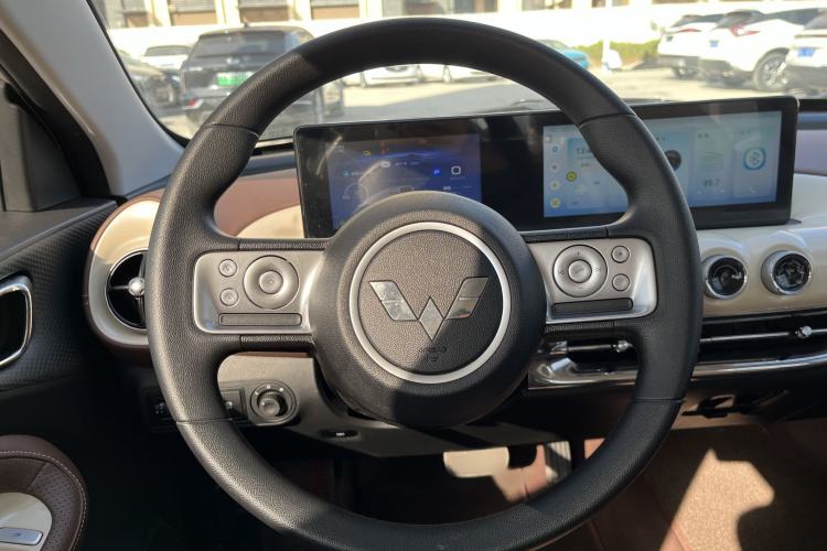 Used Wuling Bingo 2024 333 km Enjoyment Version Interior 3