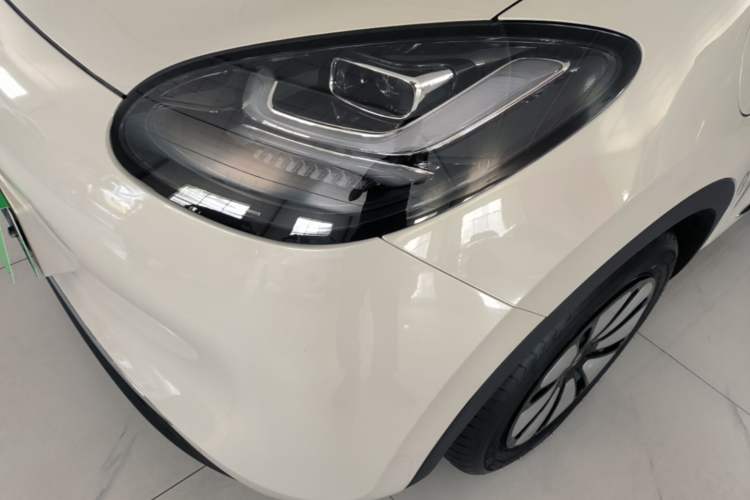 Used Wuling Bingo 2024 333 km Enjoyment Version Left Front Headlight
